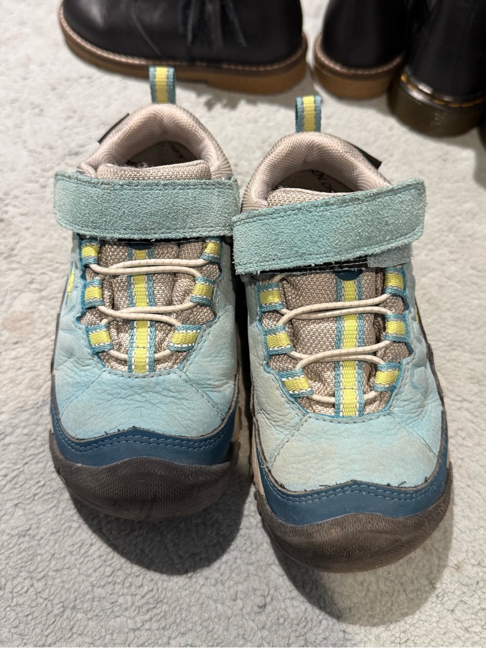 KEEN Little Kids' Targhee IV Waterproof Hiking Shoe